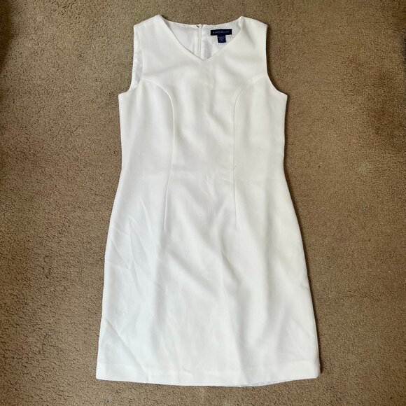 Karen Scott White Sheath Dress | Sleeveless V-Neck | Size 8 - Picture 1 of 3
